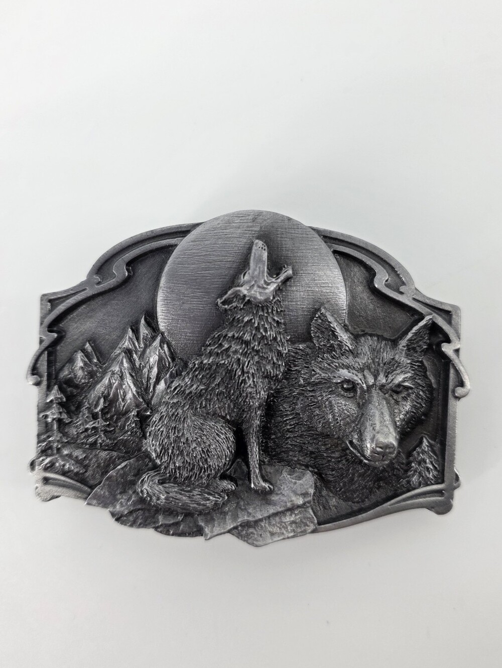 Vintage Siskiyou Howling Wolf Belt Buckle